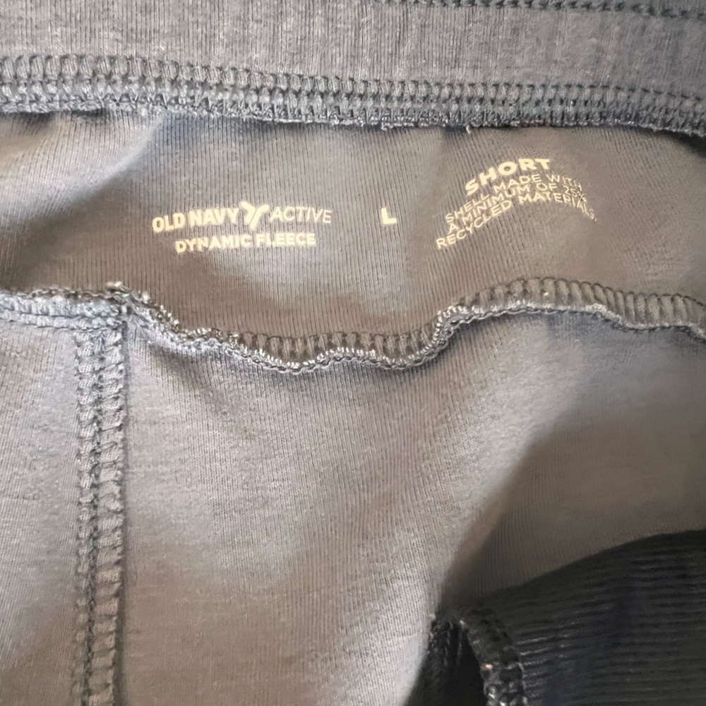 Men's Relaxed Drawstring Shorts - Picture 5 of 6
